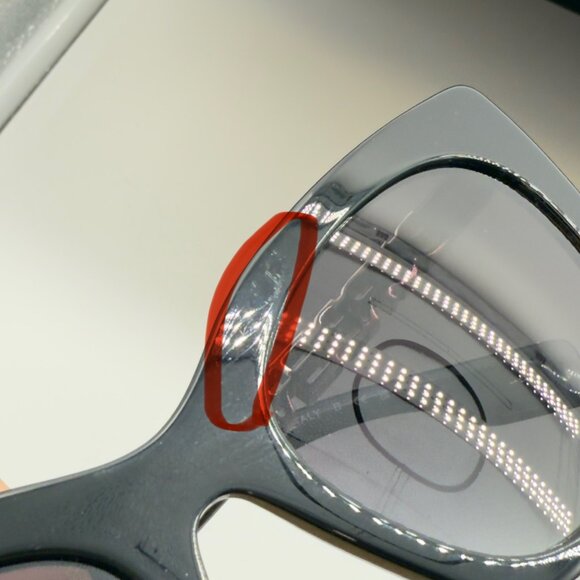 Burberry BE4372U 30018G Marianne Sunglasses Black Grey Gradient 52mm **READ** - Picture 8 of 14